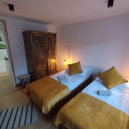 U Gazdy - Apartament Z Ogrodem I Tarasem , Przy Gondoli Szczyrk Esterno foto